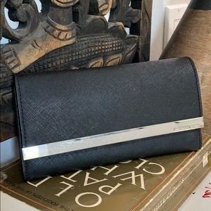 Brand new MICHALE KORS Tilda black wallet
